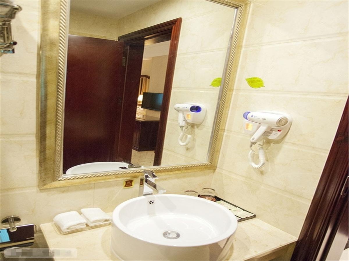 Vienna International Hotel Shanghai Hengshan Road Εξωτερικό φωτογραφία